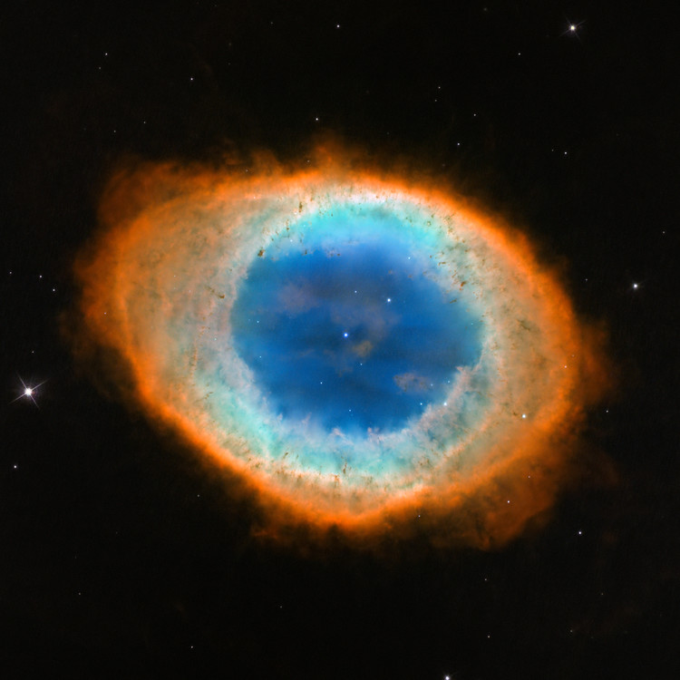 Nébuleuse de la Lyre – droits : NASA/ESA/Hubble Collaboration