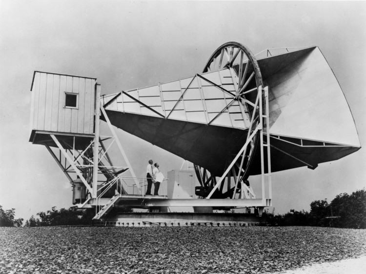 L’antenne Holmdel Horn aux laboratories Bell – droits : NASA 