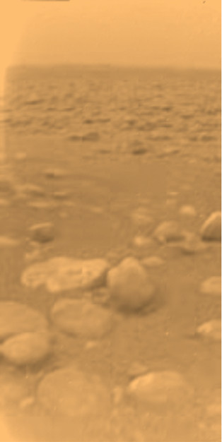 Le sol de Titan photographié par la sonde Huygens - droits : ESA