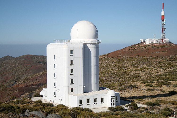 Le télescope solaire THEMIS – droits : Pauljwright