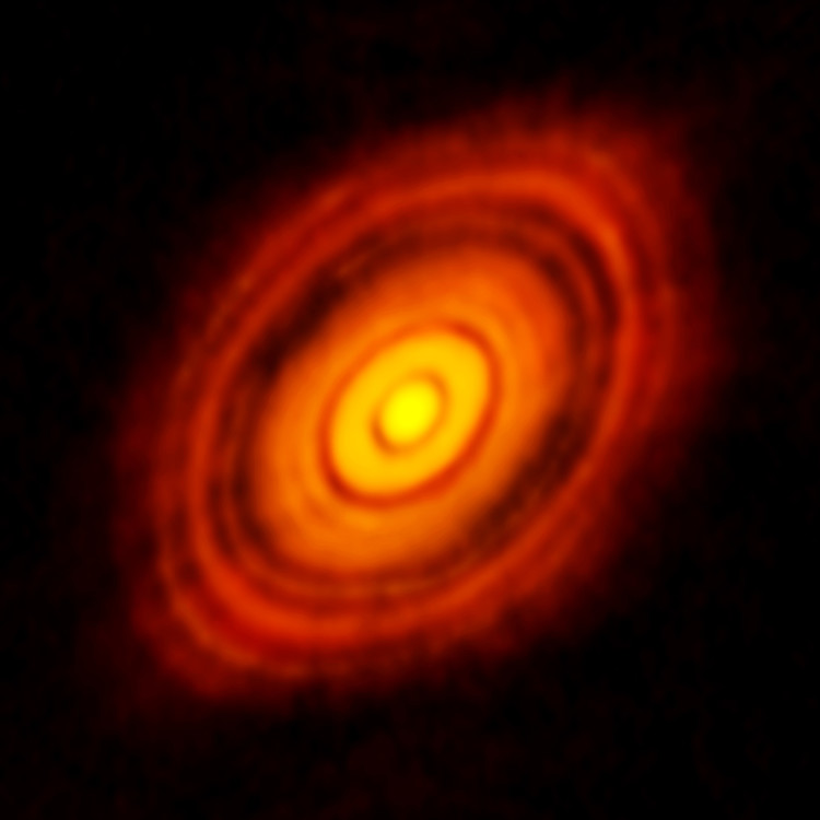 Image du disque protoplanétaire de HL Tauri réalisée avec ALMA – droits : ALMA (NRAO/ESO/NAOJ)/C. Brogan/B. Saxton (NRAO/AUI/NSF)